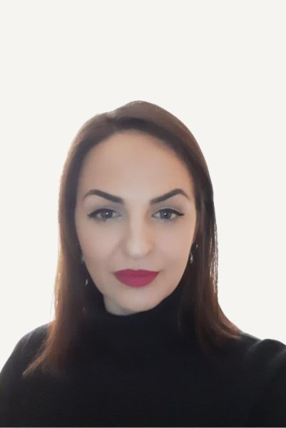 Iulia Vacarasu