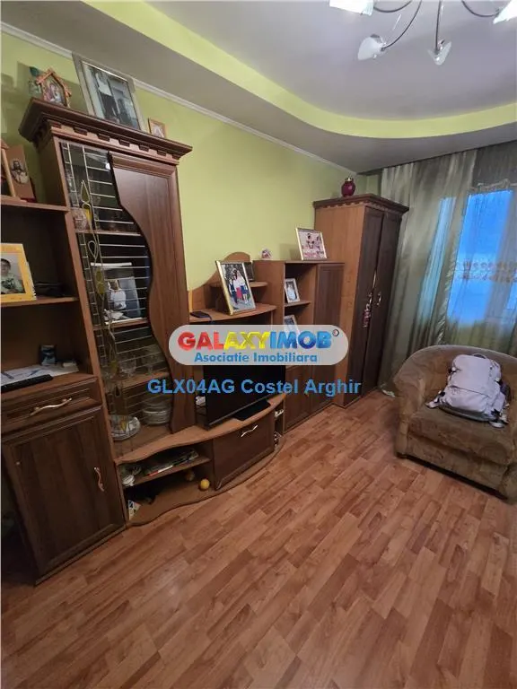 Vin dem ap cu 2 cam SD in Craiovei , mobilat si utilat - foto 1