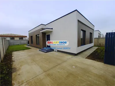 Casa Singulara Parter 4 camere Tunari Stil Mediteranean - Tunari