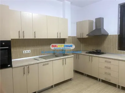 Vila deosebita de vanzare in Otopeni - Odai - foto 12