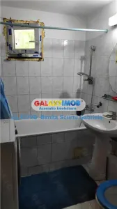 Vanzare apart 4 camere,etaj 2 din 8 zona Pantelimon - foto 5