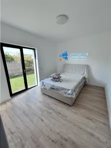 Apartament 2 camere -gradina  60mp - locuri parcare- - foto 8