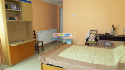 Curtesti, Botosani , Teren generos cu casa si anexa! - foto 19