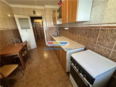 Vanzare apartament 3 camere, in Ploiesti, Bld-ul Bucuresti - foto 13