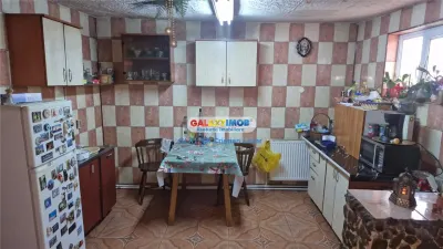 Oferta vanzare casa+ teren, 6 camere, Cora Alexandriei - foto 12