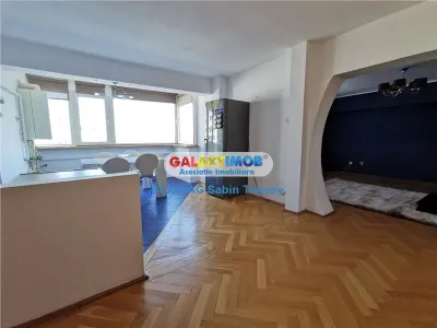 de inch ap 3 cam  ULTRACENTRAL ETAJ superior  la cheie - foto 6