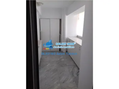De inchiriat ap cu 3 camere ultracentral 300 euro la cheie - foto 5