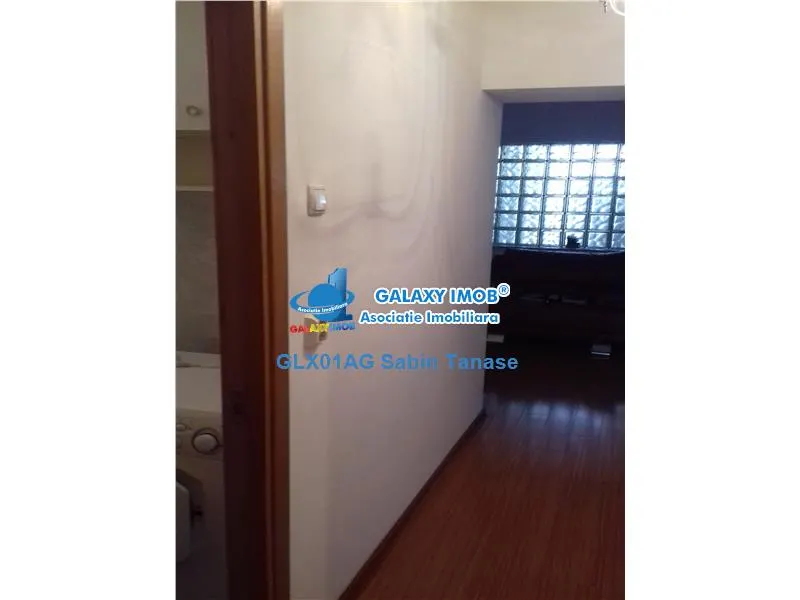 De inchiriat ap cu 3 camere ultracentral 300 euro la cheie - foto 10