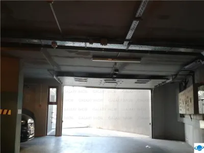DE inchiriat apartament de lux cu garaj - foto 8