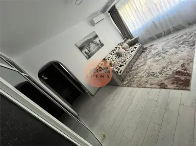 2 camere Parfumul Teilor - Galati