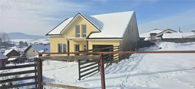 Casa spatioasa la iesire din Bistrita spre Sigmir - foto 3