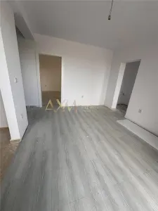 Vanzare apartament 3 camere - foto 9