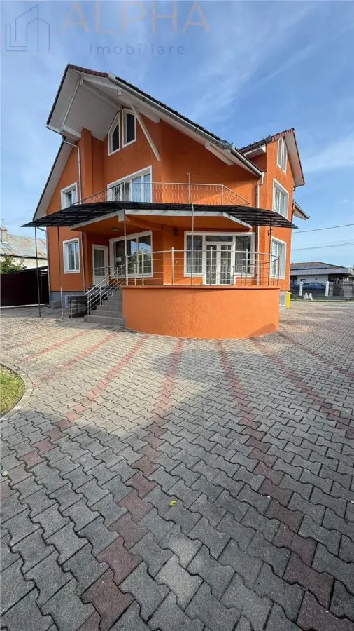 Vila deosebita, 425 mp utili, teren 645 mp – Cartier Unirea, Bistrita - foto 1