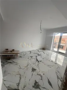 Vanzare apartament 2 camere - foto 3