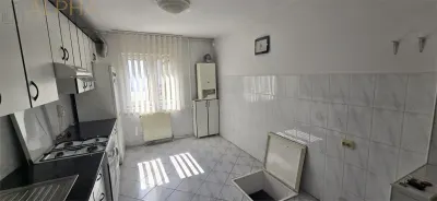 APARTAMENT 2 camere decomandat - foto 4