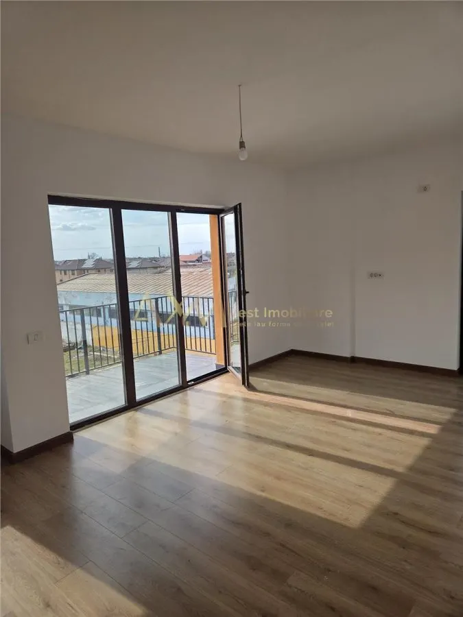 Vanzare apartament 2 camere - foto 1