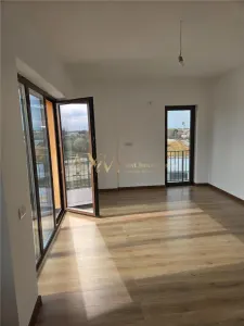 Vanzare apartament 2 camere - foto 13