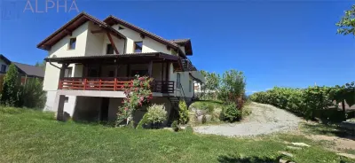 Casa moderna de vanzare cu finisaje premium – Zona Str Ghinzii, Bistrita - Bistrita