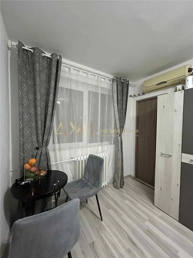 Vanzare apartament 2 camere - foto 1