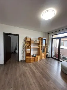 Vanzare apartament 2 camere - foto 10