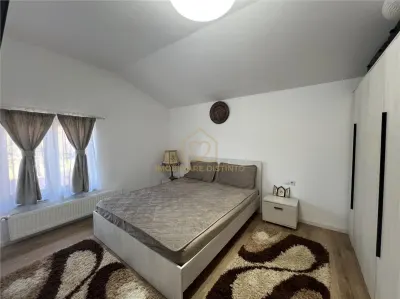 Casa si garaj cu 4 camere - foto 17