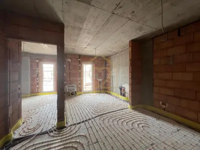 Apartament 2cam cu terasa generoasa zona centru vechi - foto 3