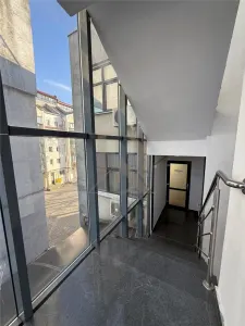 Ultracentral Spațiu birouri 107 mp - foto 10