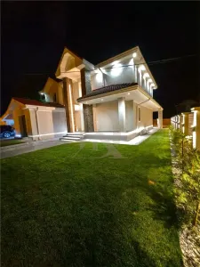 Vila de lux cu piscina in inima Buciumului - Iasi