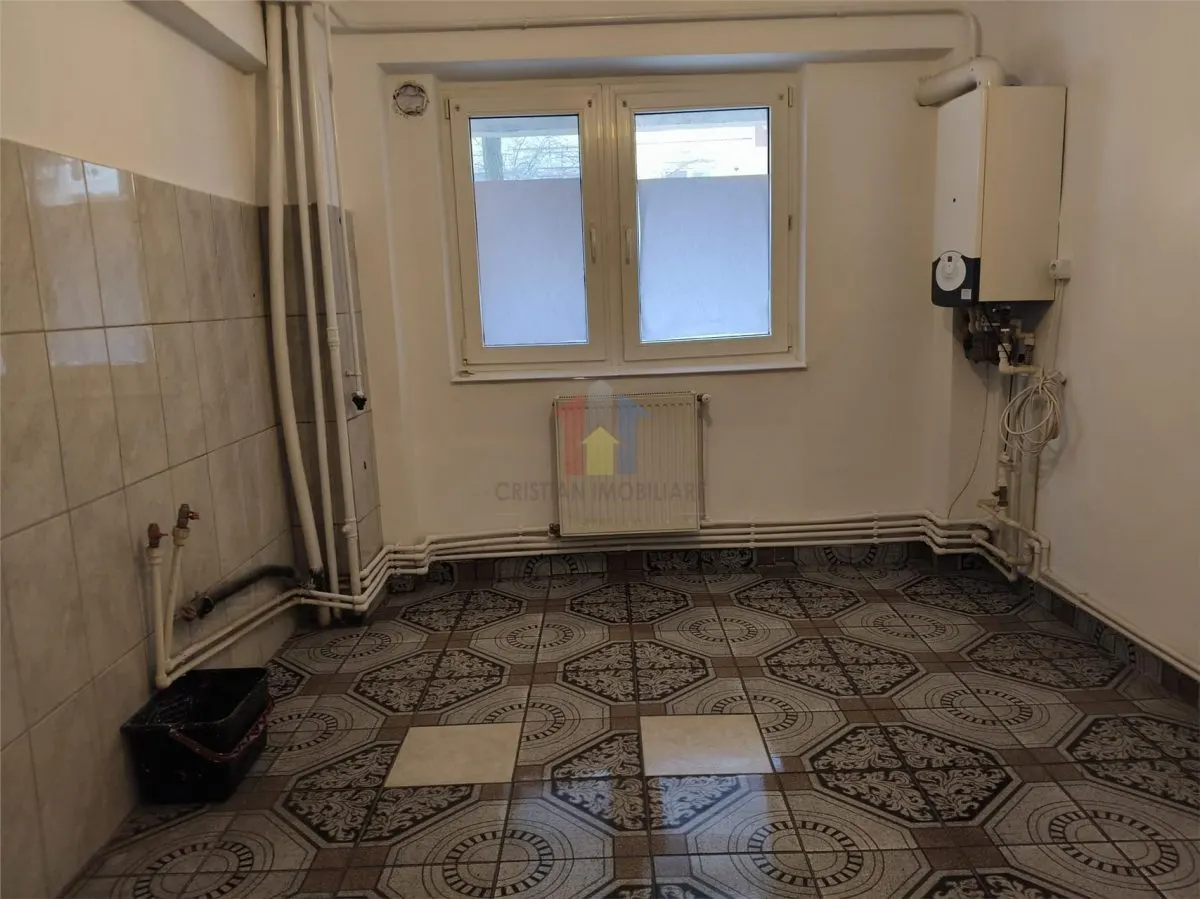 Ap. 2 cam Vidin, Parter - Liber - foto 1