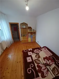 Vila P+2 Centru Vechi 286mpconstruiti din caramida cu 350mp teren - foto 11
