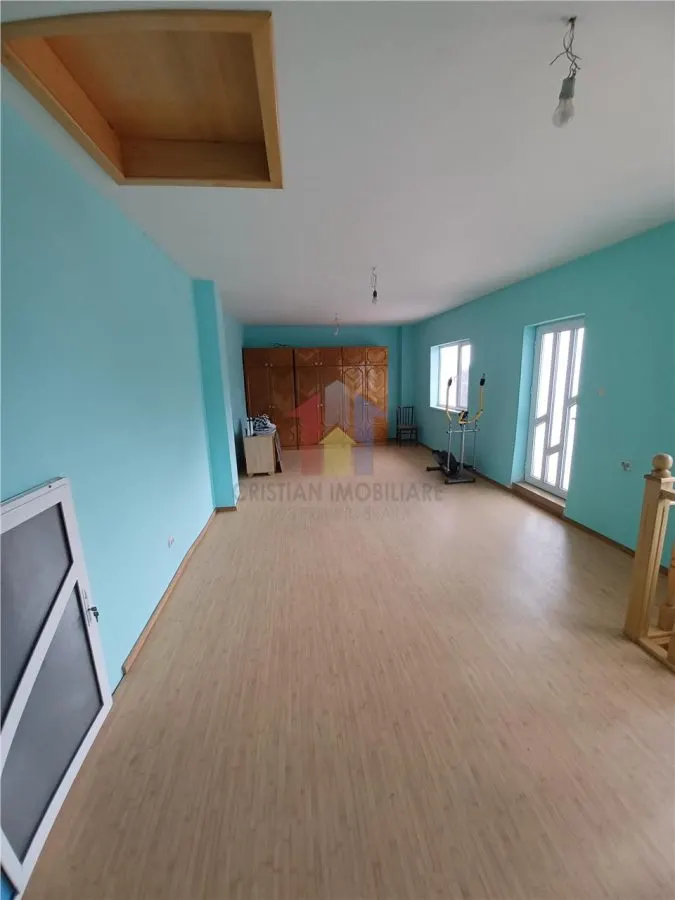Vila P+2 Centru Vechi 286mpconstruiti din caramida cu 350mp teren - foto 20