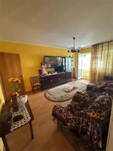 Apartament 3 camere Pantelimon - Bucuresti