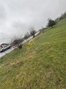 Teren intravilan de vanzare - foto 4