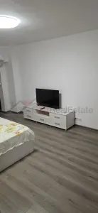Garsoniera spatioasa confort 1 sporit, 50 mp , zona Basarab - Bucuresti