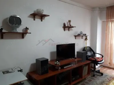 Garsoniera spatioasa p-ta Muncii - Bucuresti