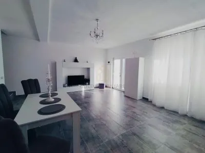 Casă modernă de vânzare în Dumbrăvița - Dumbravita