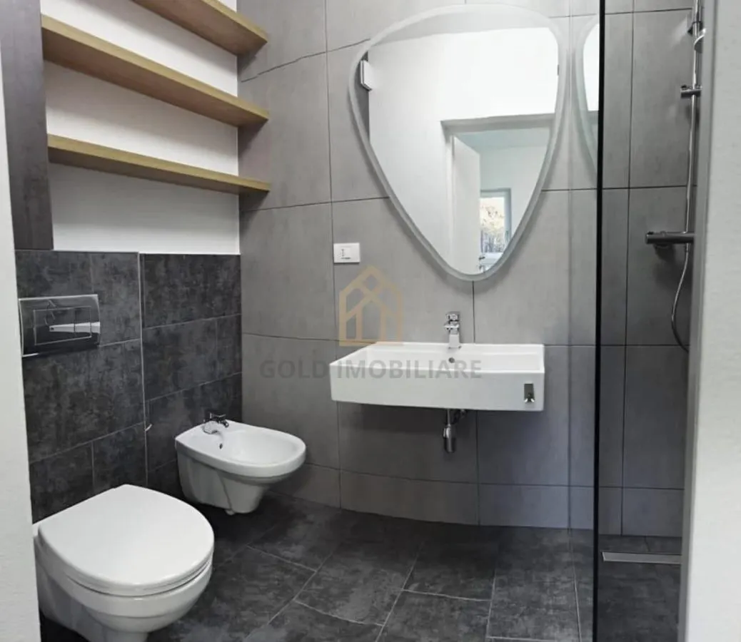 Apartament 3 camere de vanzare - foto 10