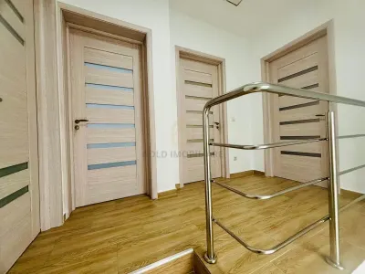 Casă de vânzare – 4 camere – Strada Vrancei  Baia Mare - foto 9