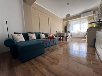 Apartament de vanzare, 2 camere, etaj intermediar, garaj inclus. Zona Teilor, Floresti - Floresti