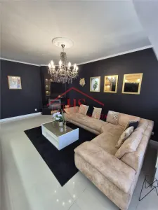 Casa individuala cu CF,  5 camere  la intrare in Campenesti. Zona linistita, priveliste superba - foto 23