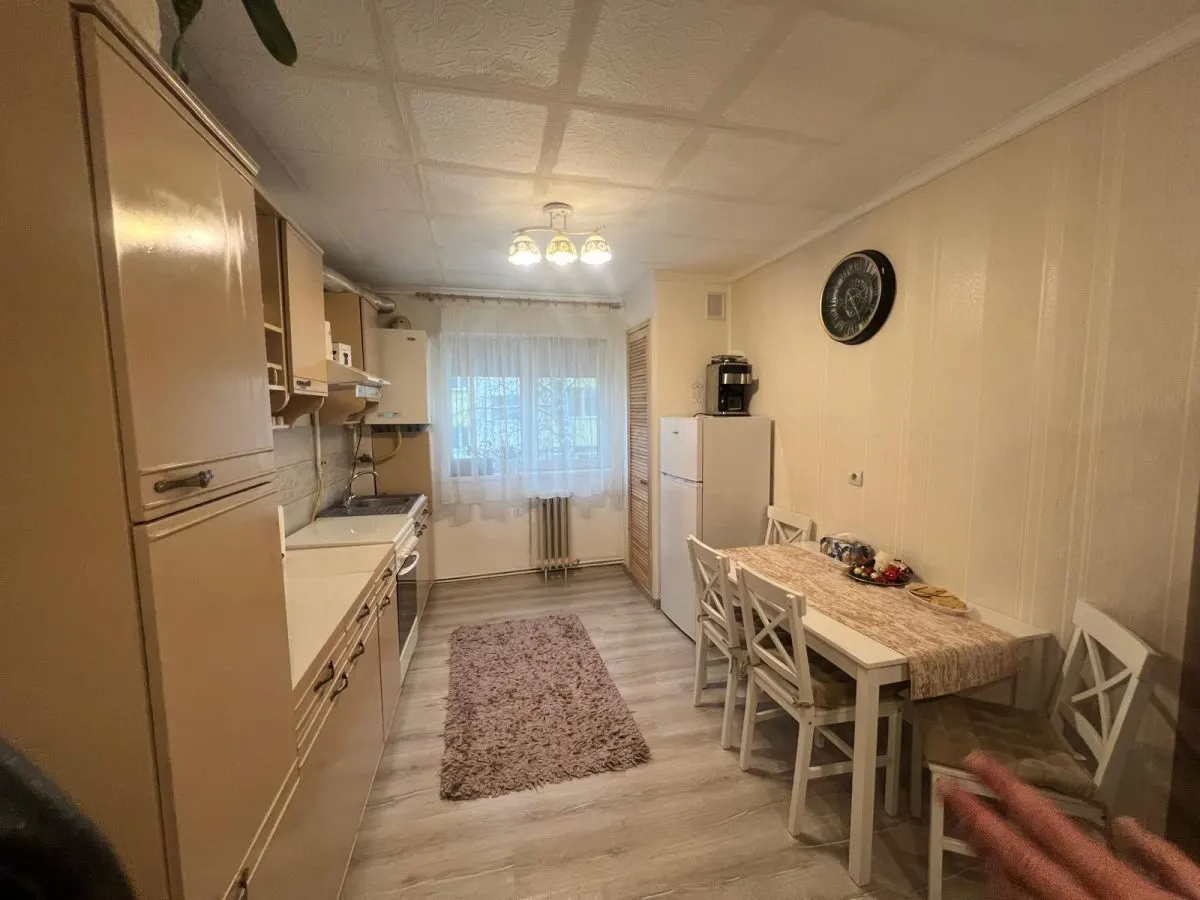 APARTAMENT DE 3 CAMERE,  ARTARILR, ETAJUL 1, (75 MPU). - foto 1