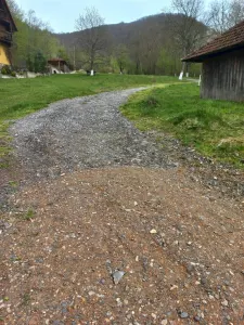 Teren intravilan cu utilitati, zona turistica Bulz,Bihor - foto 6