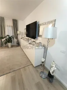 Casa individuala de lux in Giroc, poziție excelentă, comision 0 %, o casă care merită văzută ! - foto 10