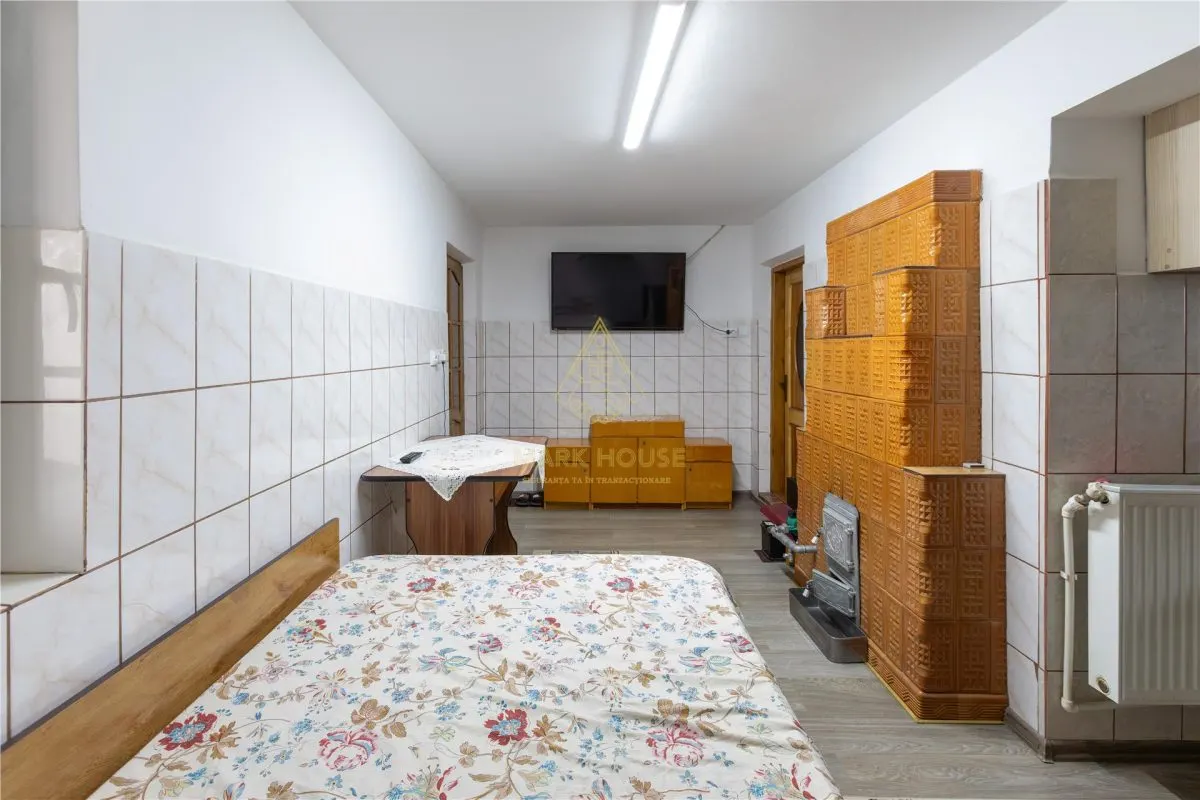 Casa P+M, teren 1500 mp + Afacere de Vanzare, com. Blagesti - foto 22