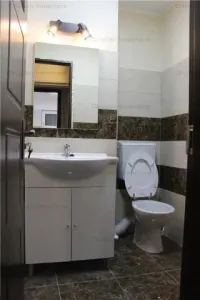 Independetei-Calarasilor  80mp FINISAT MODERN Mobilat 3 cam decomandat - foto 8