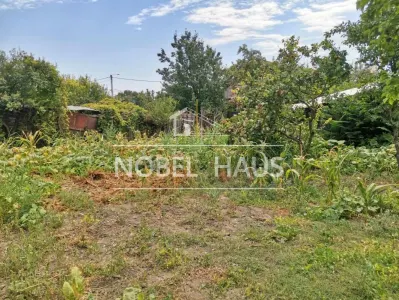 Teren 1070 mp si casa demolabila, in Barlad, zona Gara, str. Minerva - foto 2