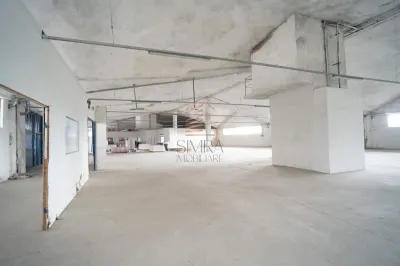 Hală mare si birouri de închiriat Oradea 2032 mp – acces logistic, compartimentare flexibil - foto 3