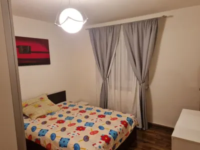 Apartament 2 camere ,Racadau, decomandat,etajul 3,126000 Euro - foto 3