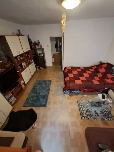 , Garsoniera Intrare Racadau decomandata,92000 Euro - Brasov