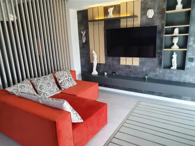 Inchiriere apartament 2 camere Ploiesti,bloc nou, zona Albert - Ploiesti